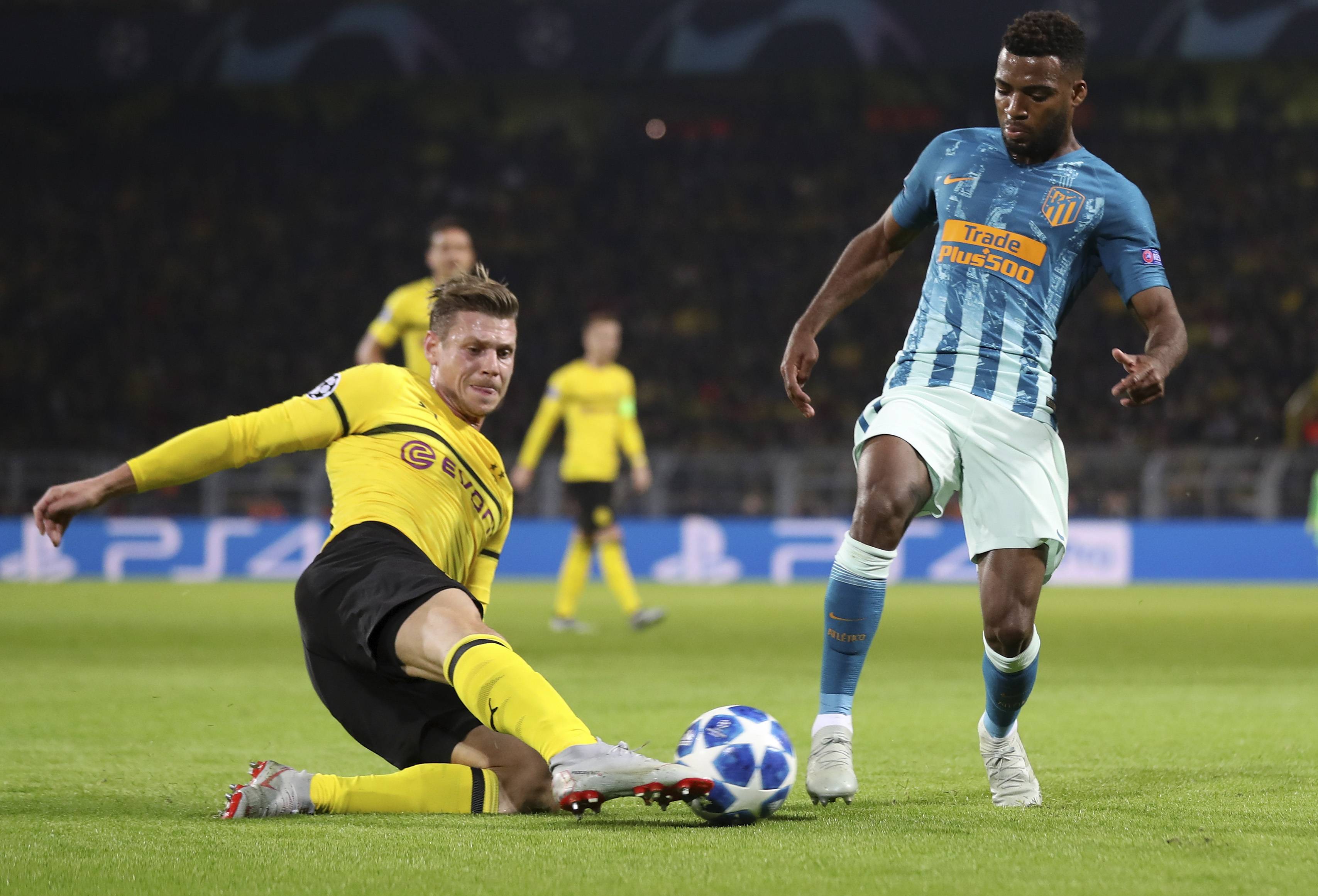 世俱杯改制-多特蒙德主场战胜皇马，晋级欧冠八强