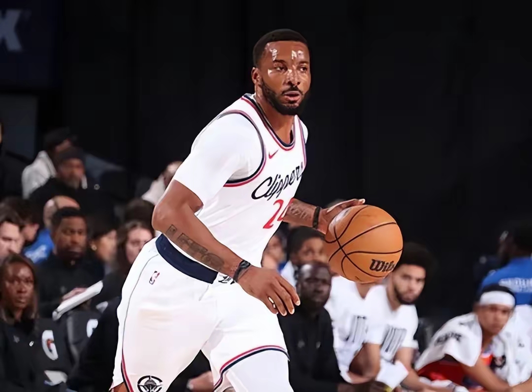 包含快船队坚定目标，志在冲击季后赛的词条