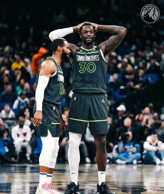 陕西男篮告捷本场胜利，追赶前一名