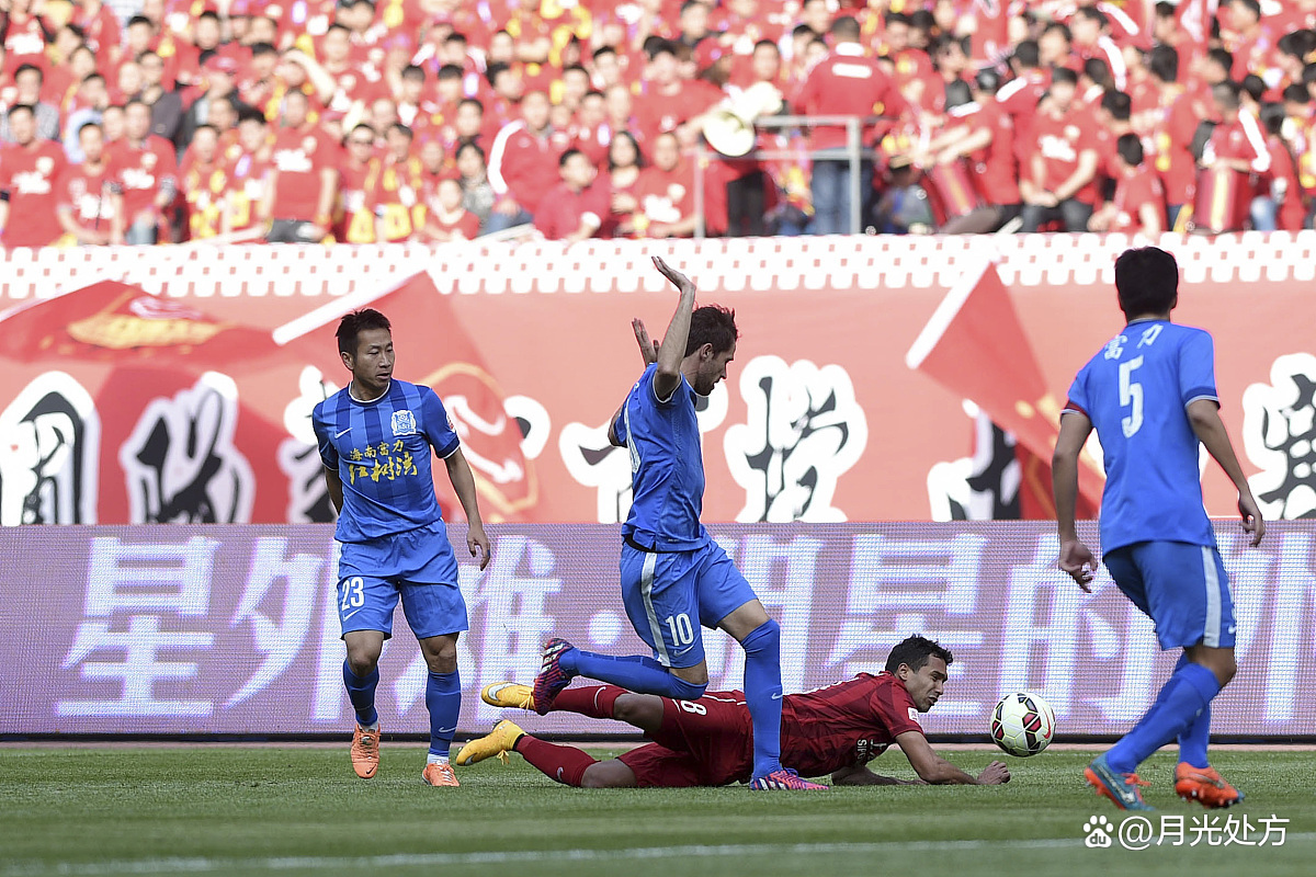 山东泰山主场抢分，距离保级区拉开距离