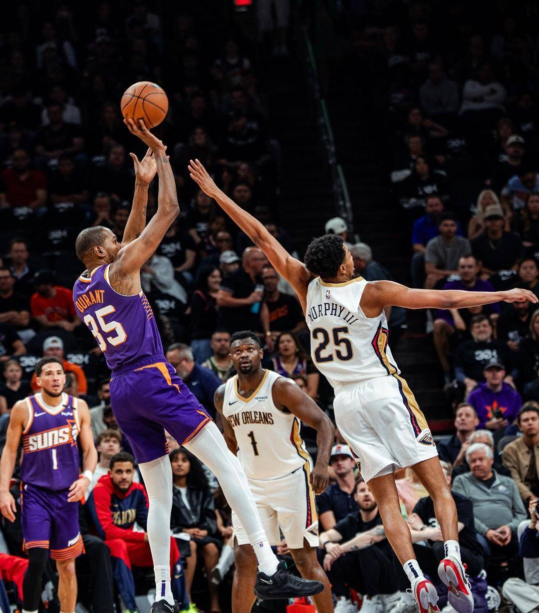 太阳主场惨败热火，布克砍下全队最高分的简单介绍