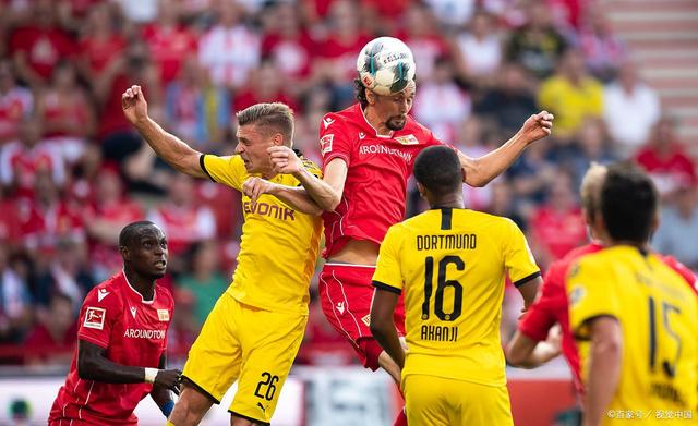 沃尔夫斯堡队逆转战局，成功击败强敌