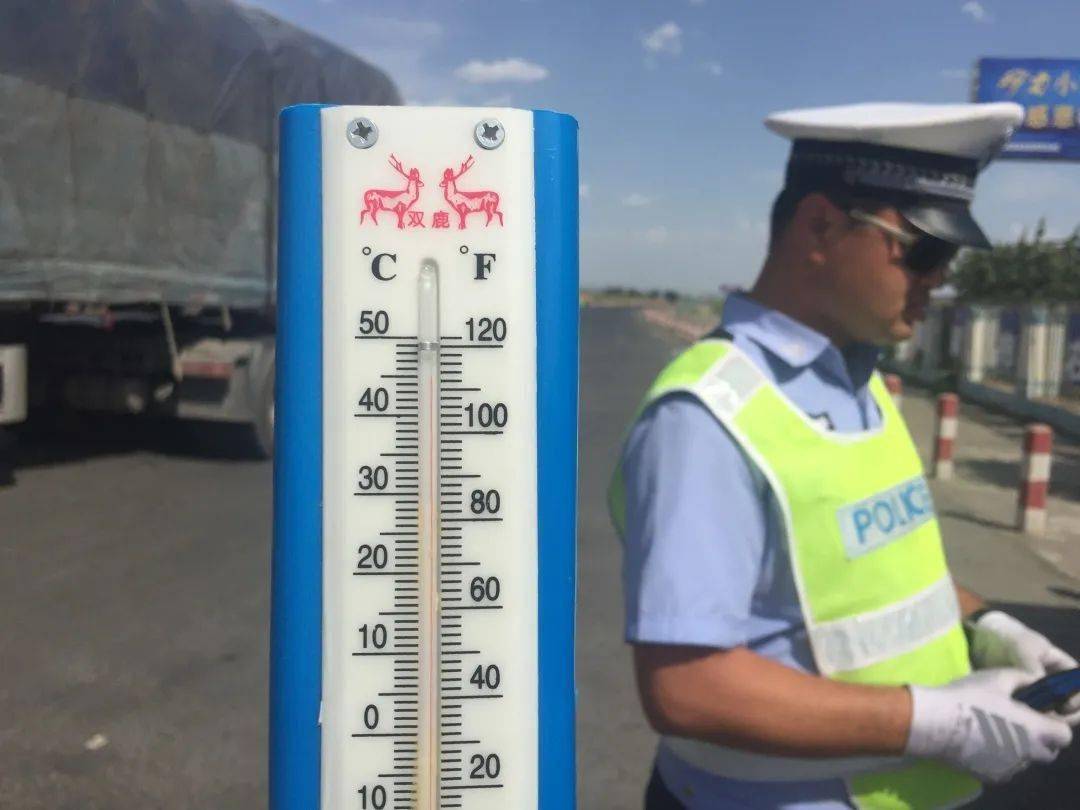 关于上港双线作战高位防守，攻守转换效果显著的信息