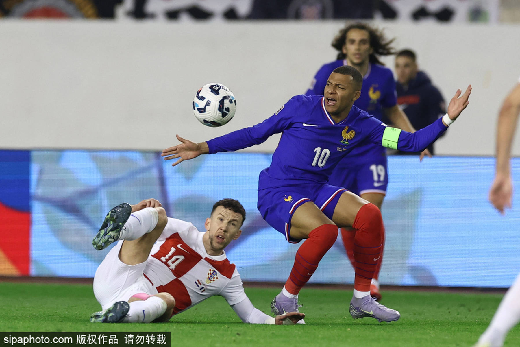 关于突破人堰！德国国脚精彩破门的信息