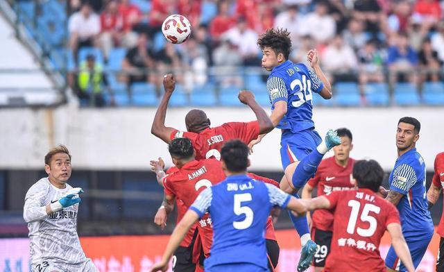 世俱杯赛程-包含亚泰横扫申花，强势击败对手展现实力的词条