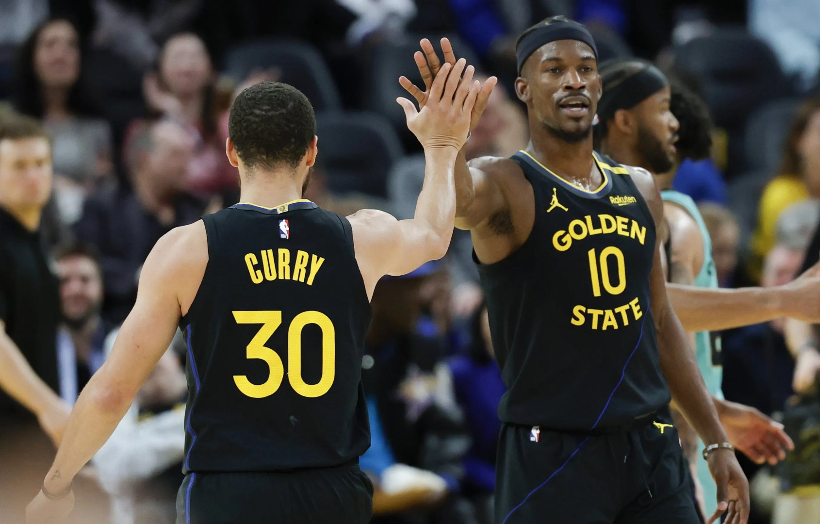 世俱杯直播-关于76人队遭遇勇士队逆转，总决赛局势危急的信息